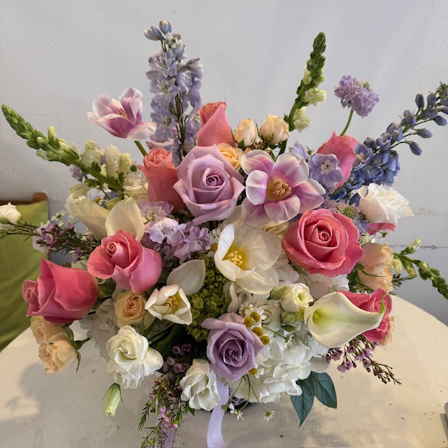 Multicolored arrangement