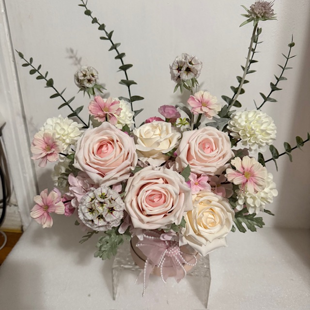 White and light pink roses